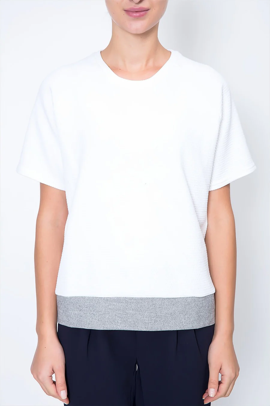 Contrast Panel T-shirt - Image 4